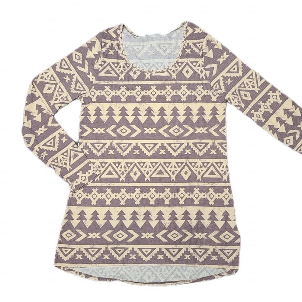 Lularoe Lynnae Aztec long sleeve tunic top